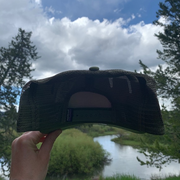 NWT Patagonia Hat - Green & White - Picture 4 of 7